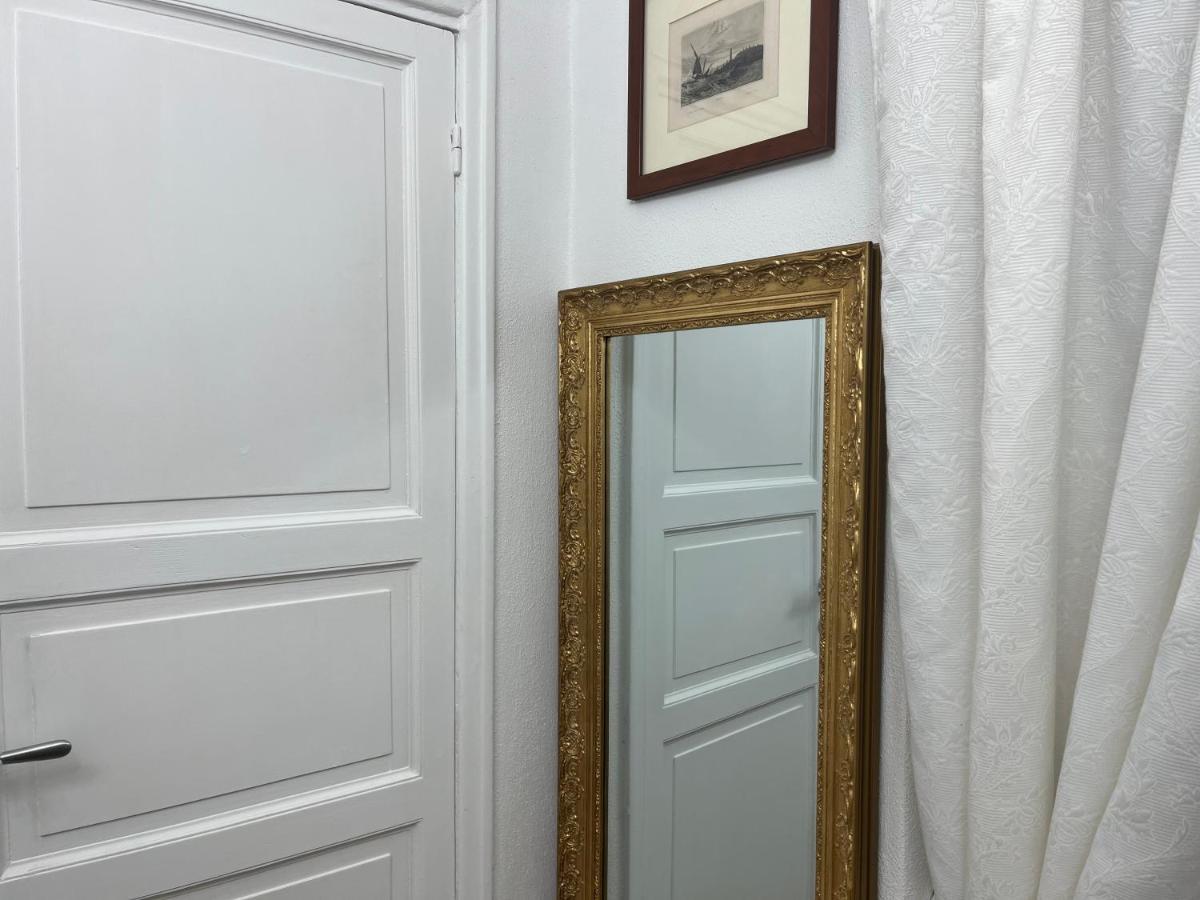 דירות ג'נובה Dimora Borsotto Palazzo Storico, Acquario, Porto Antico מראה חיצוני תמונה