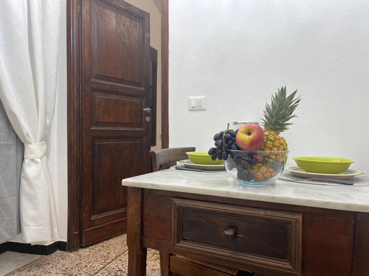 דירות ג'נובה Dimora Borsotto Palazzo Storico, Acquario, Porto Antico מראה חיצוני תמונה