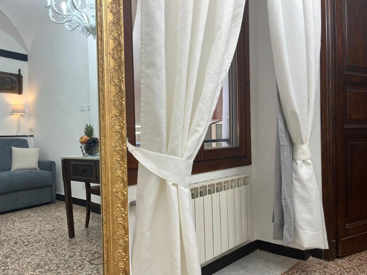 דירות ג'נובה Dimora Borsotto Palazzo Storico, Acquario, Porto Antico מראה חיצוני תמונה