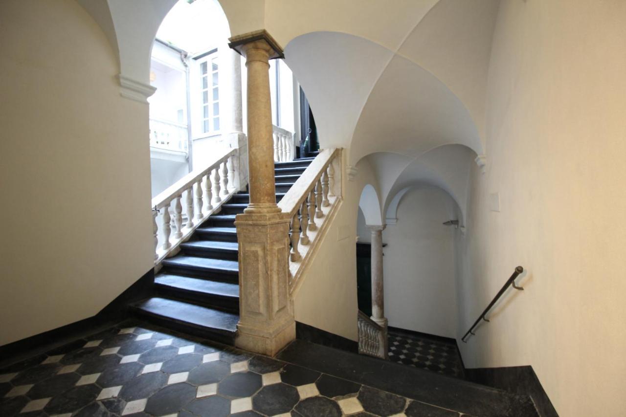 דירות ג'נובה Dimora Borsotto Palazzo Storico, Acquario, Porto Antico מראה חיצוני תמונה